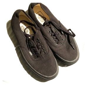 Black Vans size 8.5 (men’s size 7)